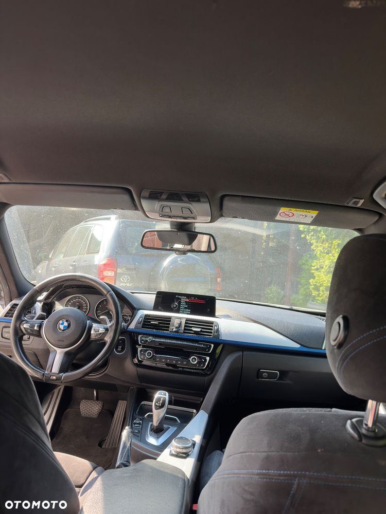 BMW Seria 3 320d xDrive M Sport - 11