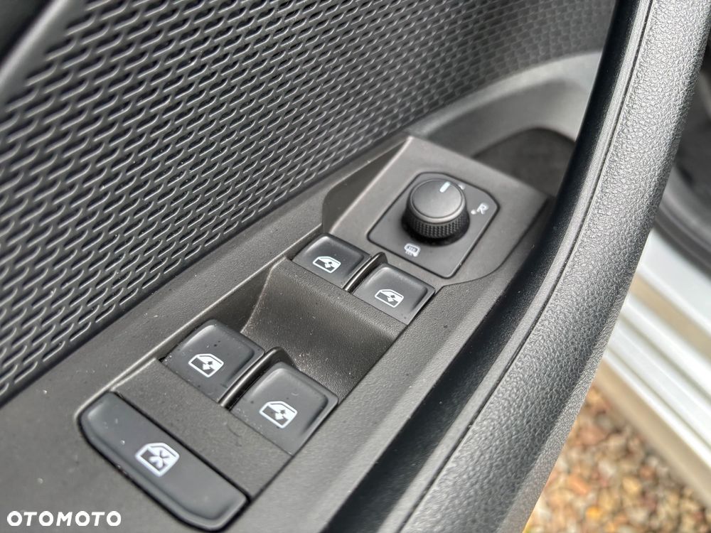 Skoda Octavia 1.5 TSI ACT Ambition - 29