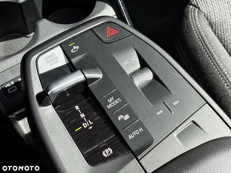 BMW X1 sDrive18i - 10
