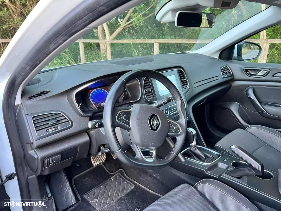 Renault Mégane Sport Tourer 1.5 dCi Limited EDC - 13