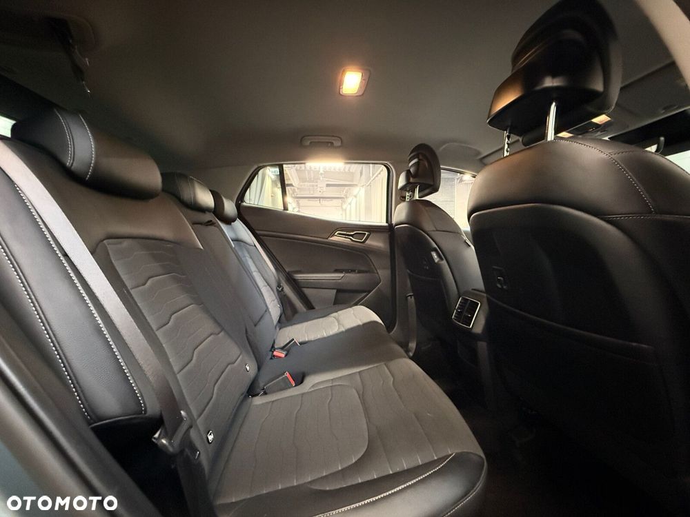 Kia Sportage 1.6 T-GDI MHEV Business Line 2WD DCT - 23