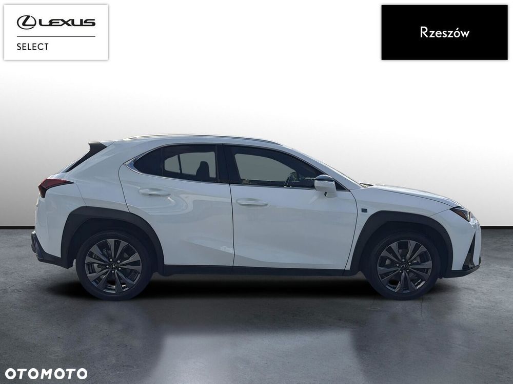 Lexus UX 300h F Sport Design - 6