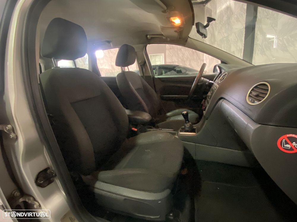Ford Focus SW 1.6 TDCi Trend - 8