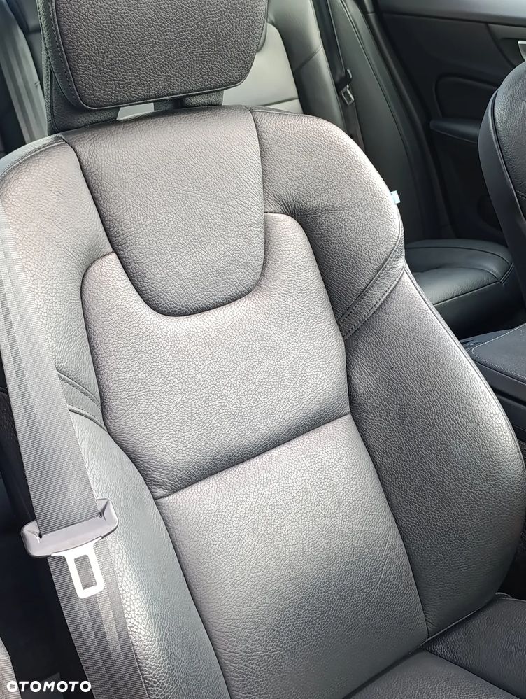 Volvo S60 B5 B AWD Inscription - 20