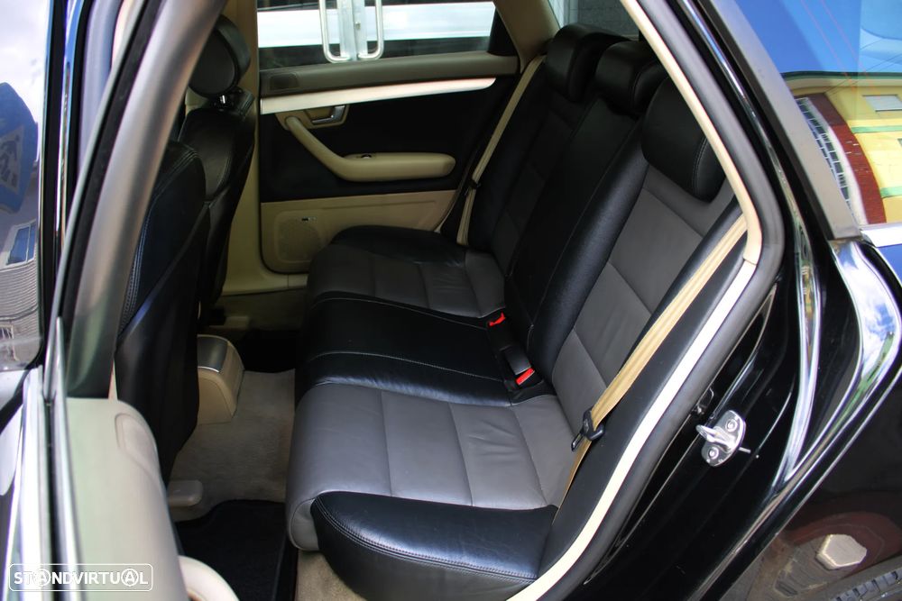 Audi A4 Avant 2.0 TDi S-line - 9