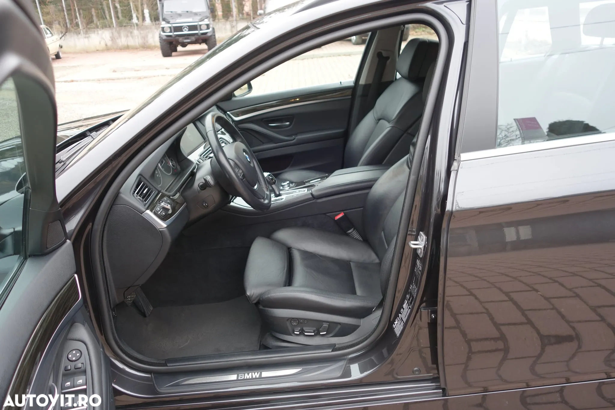 BMW Seria 5 530d xDrive Touring Aut. Luxury Line - 25