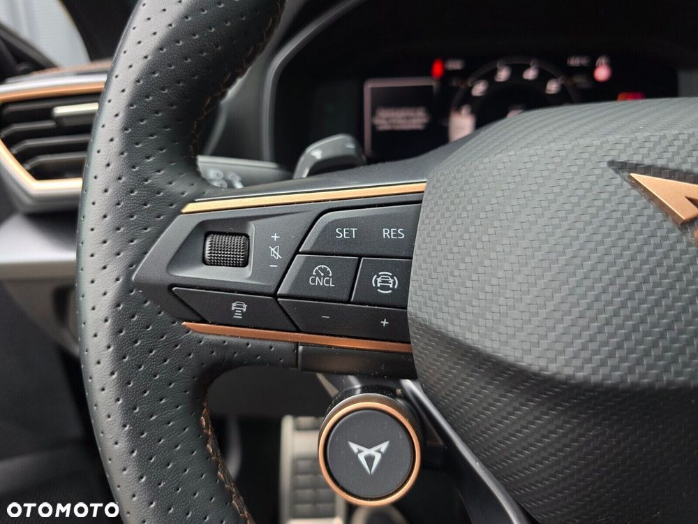 Cupra Formentor 1.5 eTSI mHEV DSG - 35