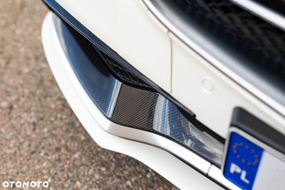 Mercedes-Benz CLS - 4