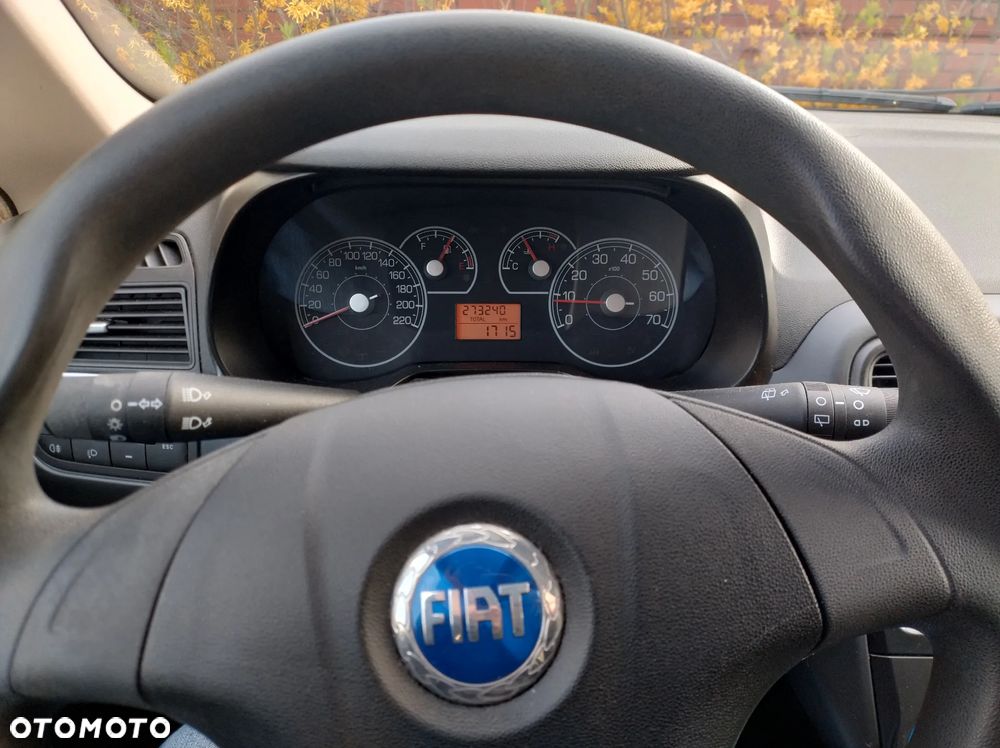 Fiat Grande Punto 1.4 8V - 7