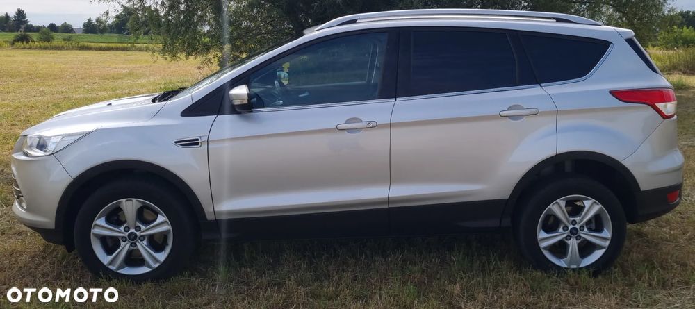Ford Kuga - 13