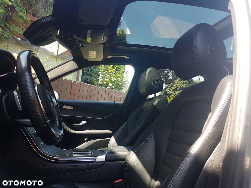 Mercedes-Benz GLC 200 4Matic 9G-TRONIC AMG Line - 12