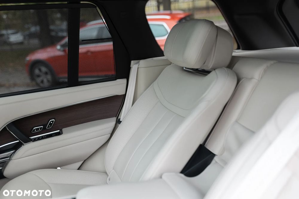 Land Rover Range Rover 3.0 P460e PHEV Autobiography - 27