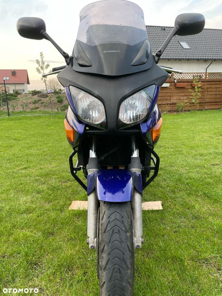 Honda CBF - 6