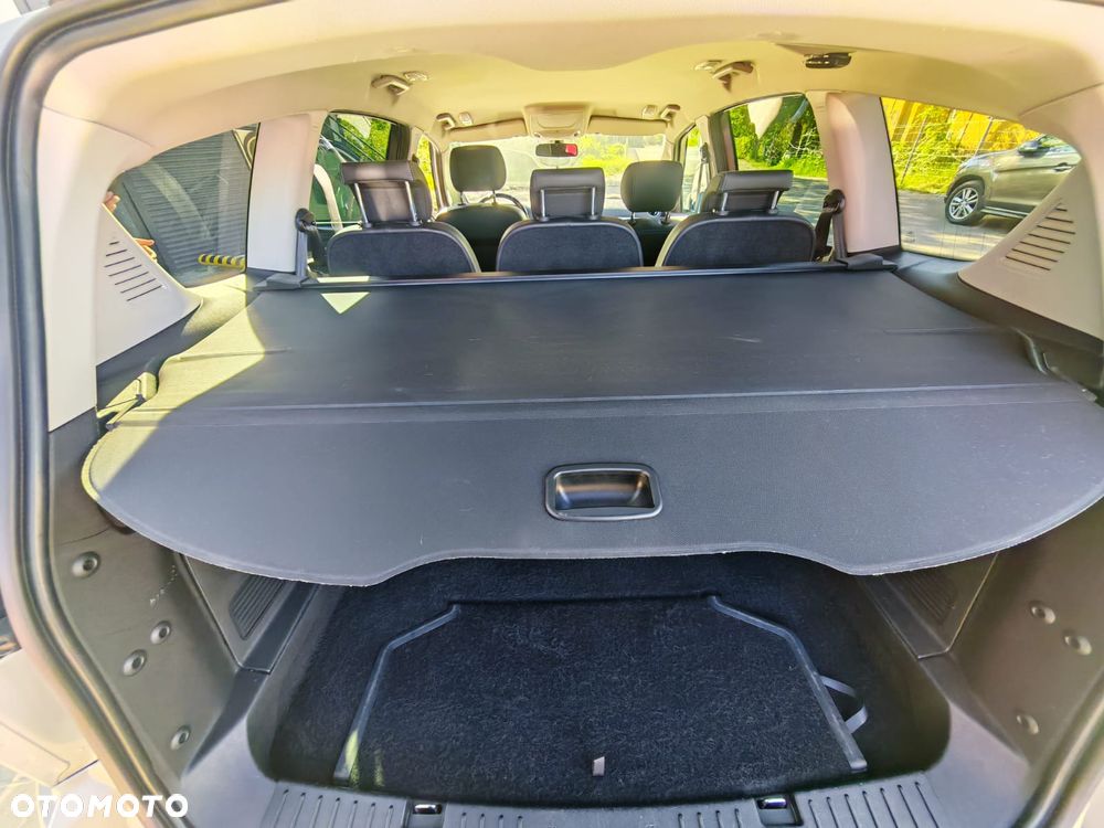 Ford S-Max 2.0 TDCi DPF Titanium - 27