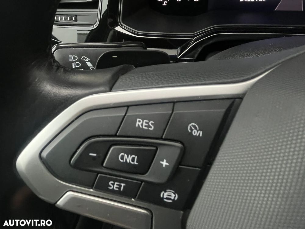 Volkswagen Taigo 1.0 TSI DSG Life - 17