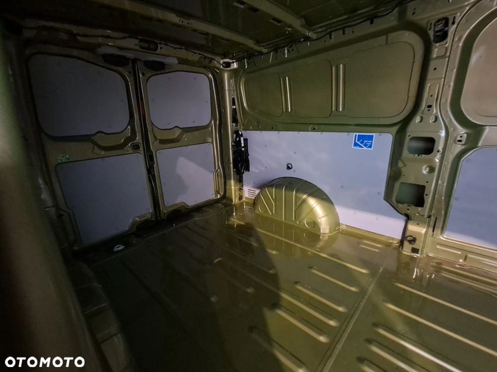Volkswagen Transporter T7 - 9