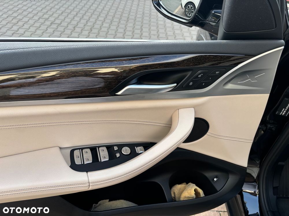 BMW X3 - 23