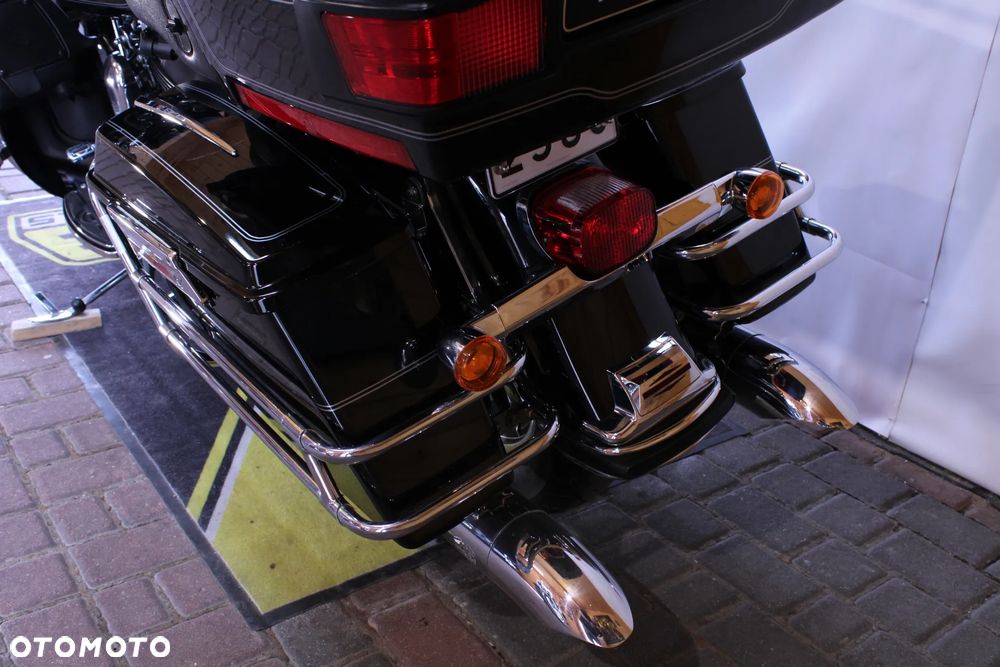 Harley-Davidson FLHTCU Ultra - 34