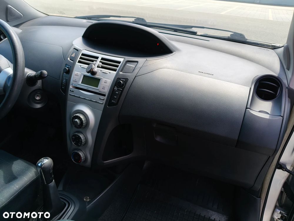 Toyota Yaris 1.4 D-4D Luna A/C - 27