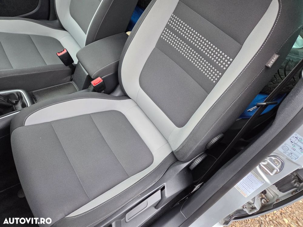 Volkswagen Golf Plus 2.0 TDI DPF Life - 7