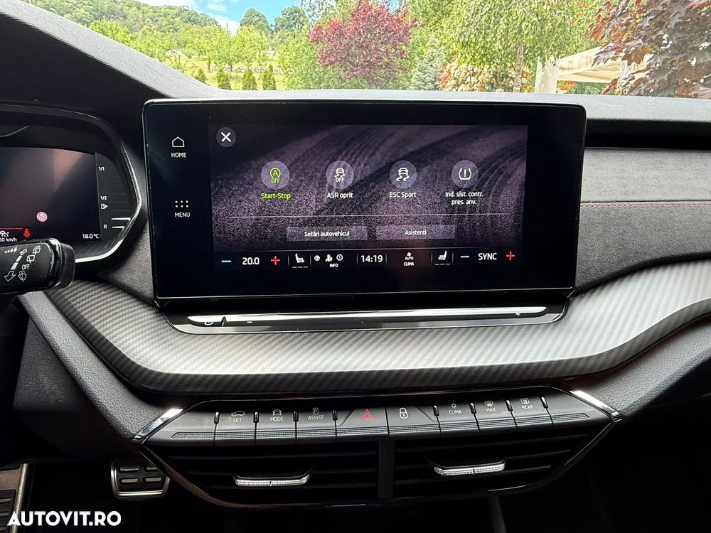 Skoda Octavia 2.0 TDI DSG RS Plus - 34