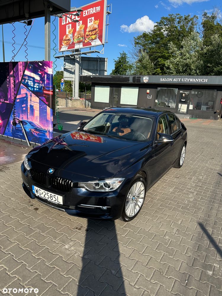 BMW Seria 3 316i Luxury Line - 4
