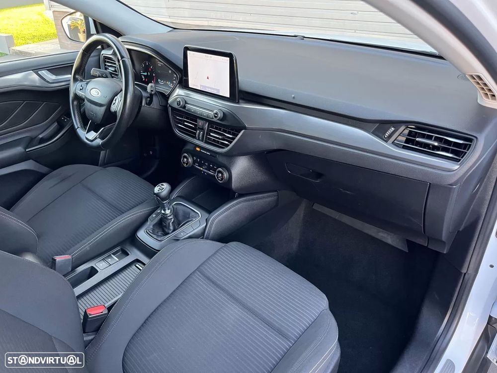 Ford Focus SW 1.5 EcoBlue S&S TITANIUM DESIGN - 43
