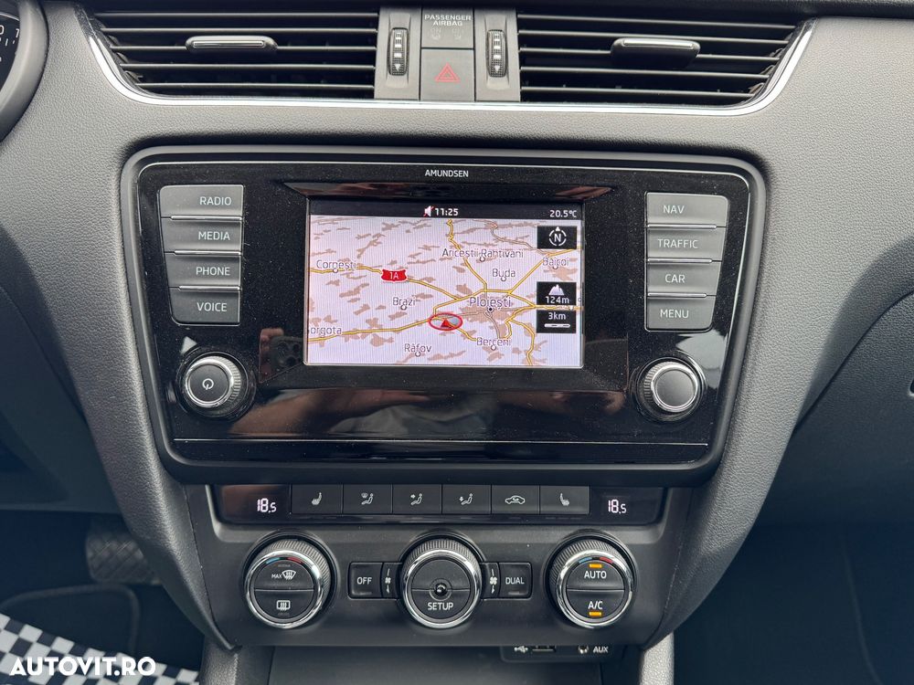 Skoda Octavia 2.0 TDI ELEGANCE DSG - 9