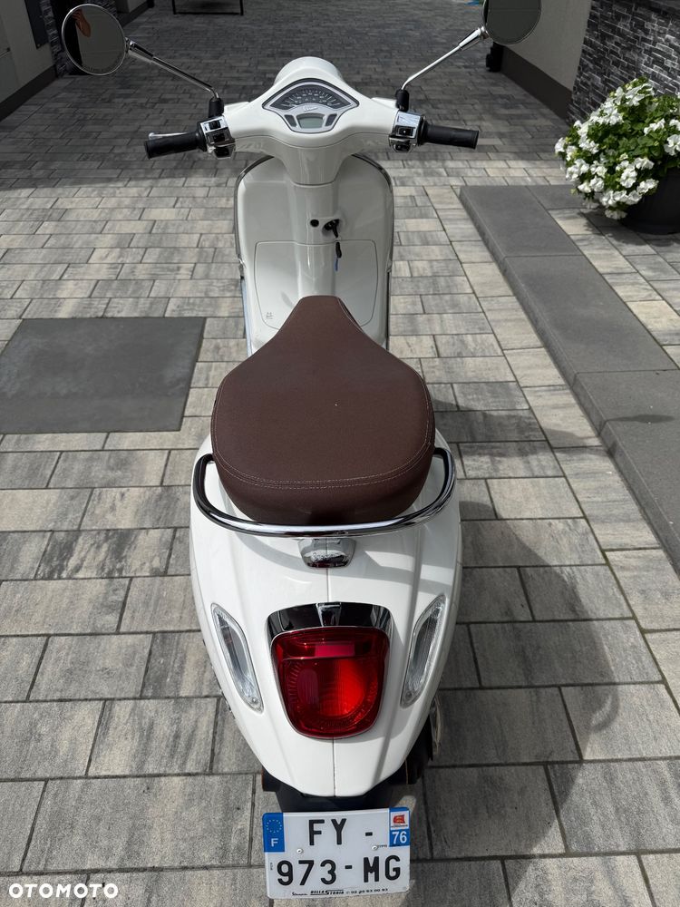 Piaggio Vespa - 10