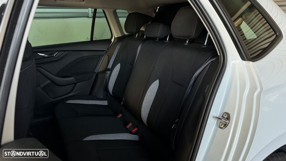Skoda Kamiq 1.0 TSI Selection DSG - 20