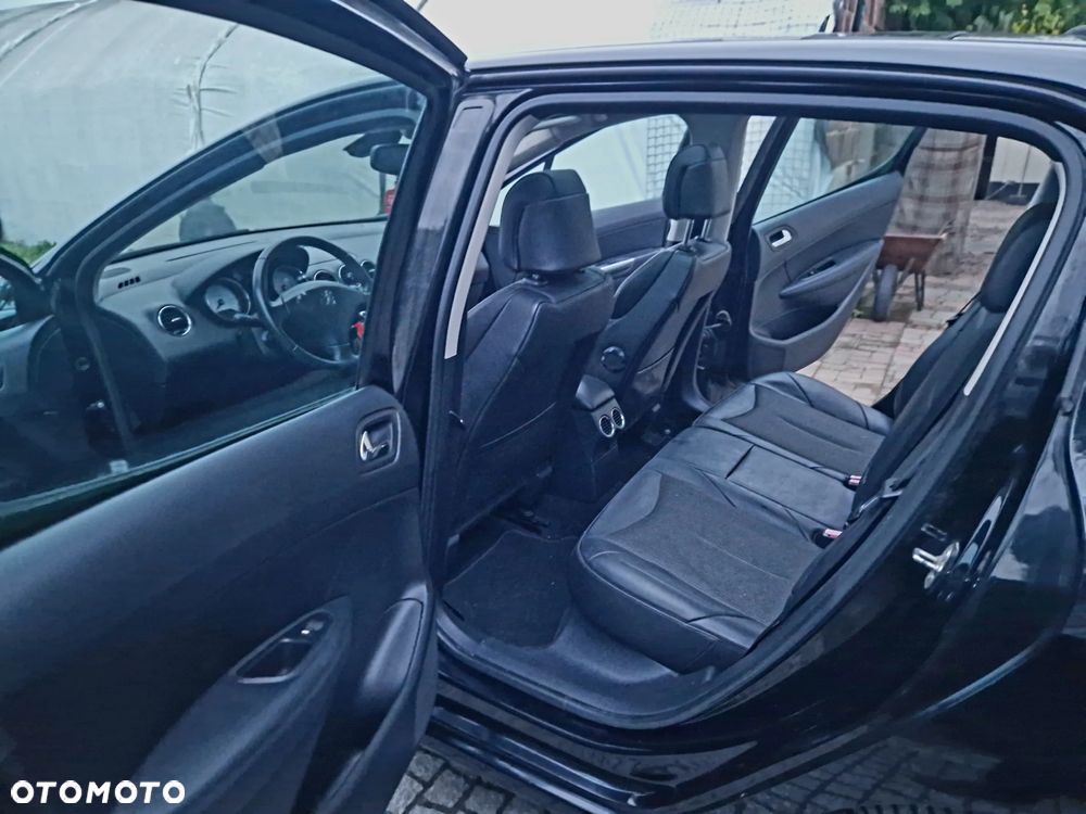 Peugeot 308 2.0 HDi Premium Plus - 12