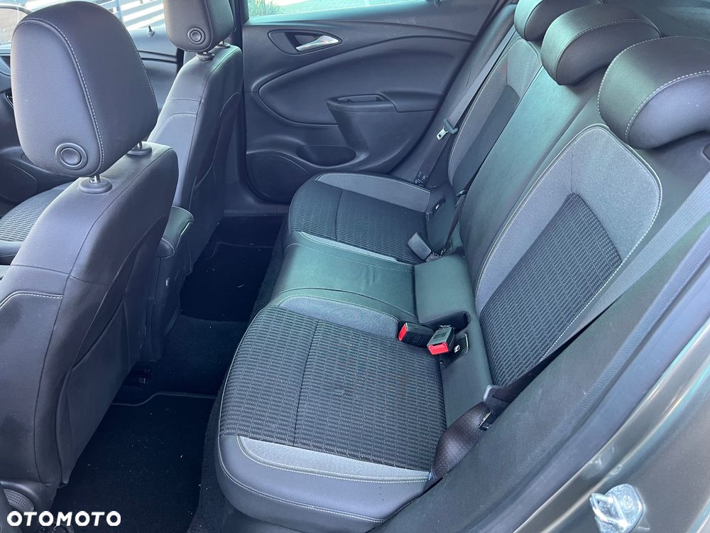 Opel Astra 1.2 Turbo Start/Stop - 32