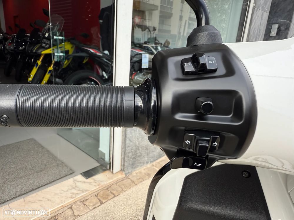 Vespa GTS Super Sport 310 - MOTA DE SERVIÇO !! DESDE 95 EUR MÊS !! - 12