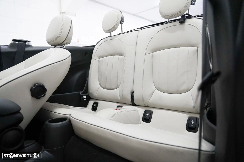 MINI Cabrio Cooper S Auto - 7