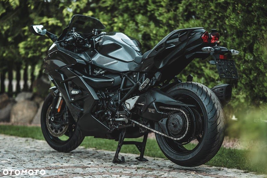 Kawasaki Ninja H2 SX - 4