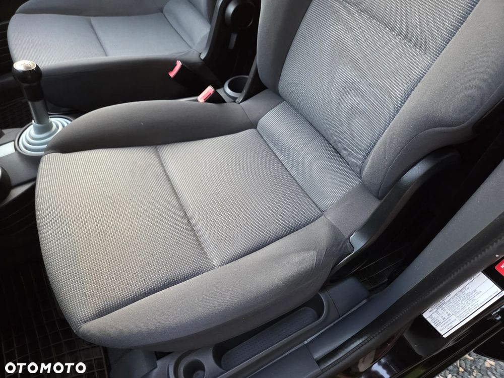 Mitsubishi Colt 1.3 Intense - 12