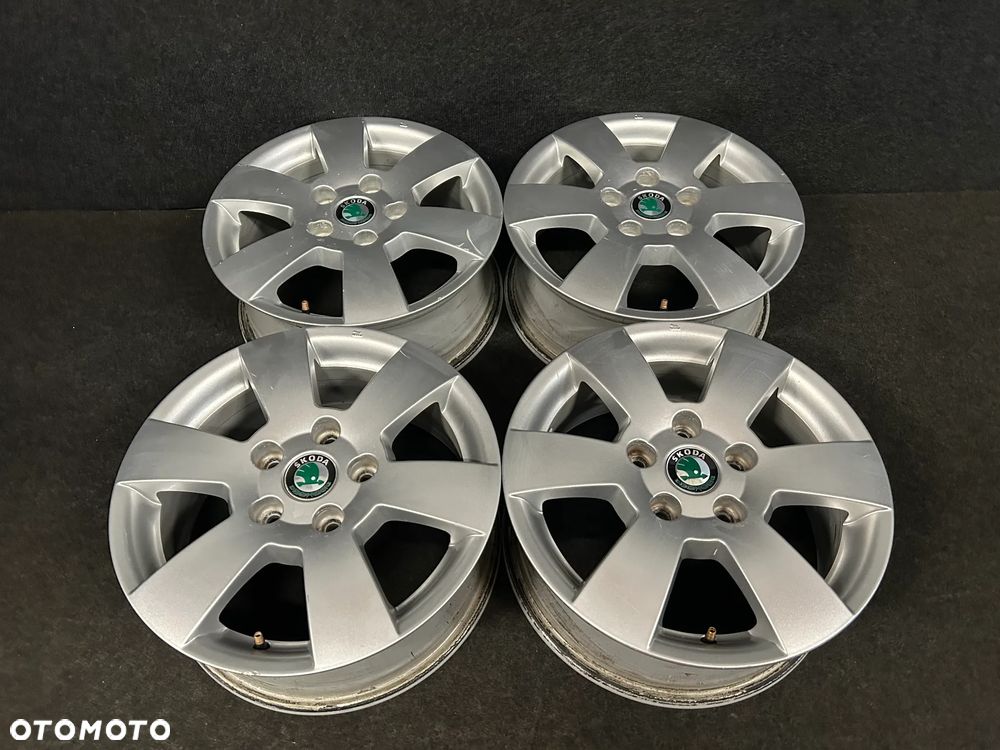 Alufelgi Skoda Octavia II, III 15 cali 5x112 4szt. Ładne! - 4