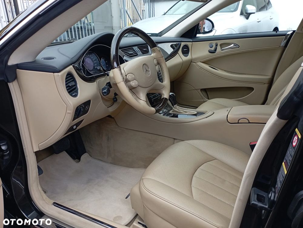 Mercedes-Benz CLS 320 CDI - 7