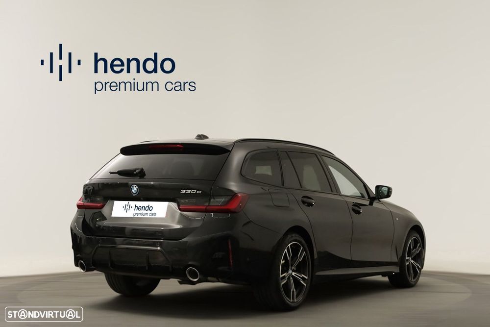 BMW 330 e Edição Desportiva M Auto - 3