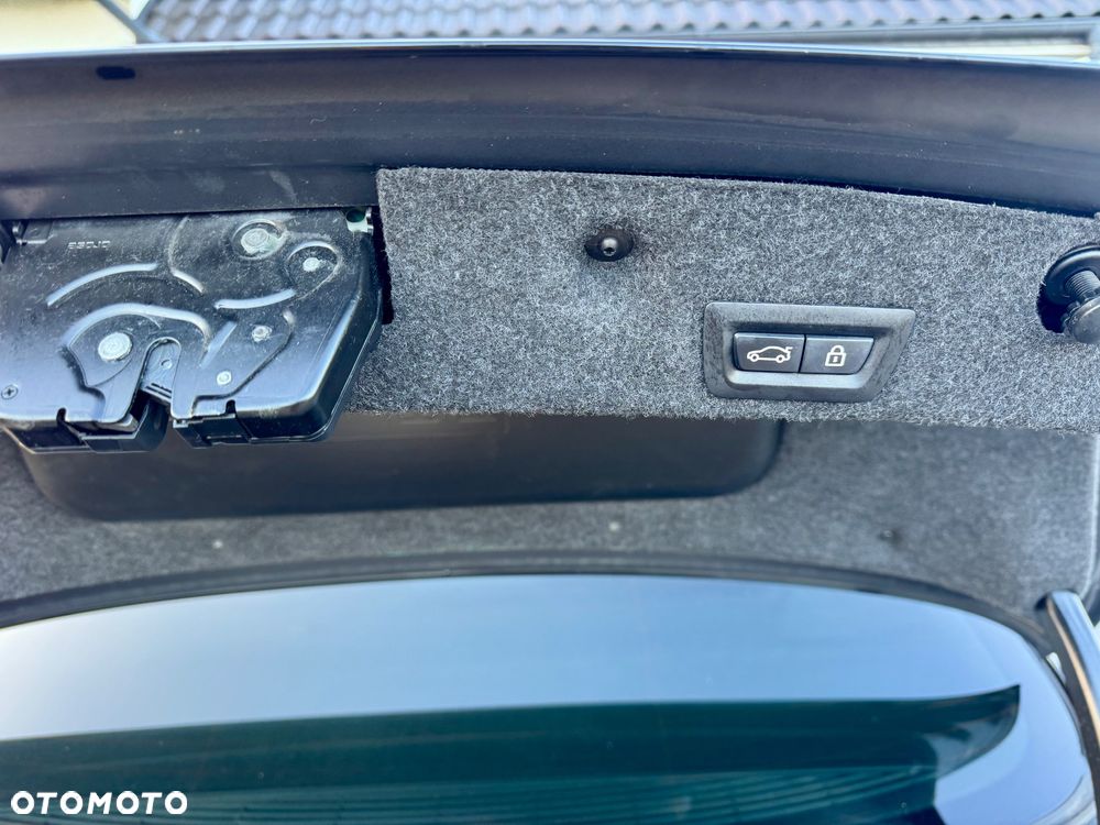 BMW Seria 5 535i Sport-Aut Modern Line - 21