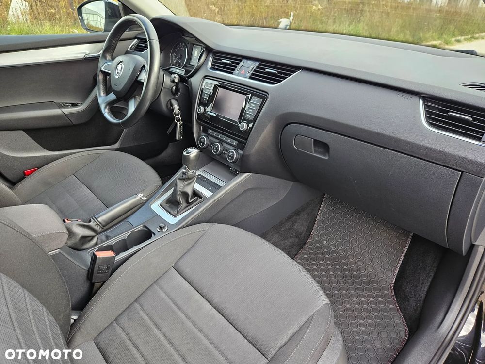 Skoda Octavia 2.0 TDI Edition - 17