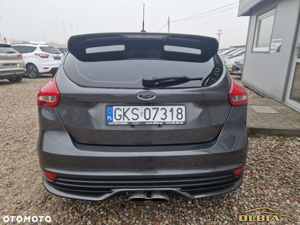 Ford Focus 2.0 EcoBoost ST - 11