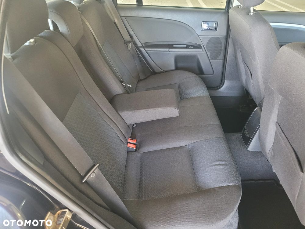 Ford Mondeo 1.8 Futura X - 13