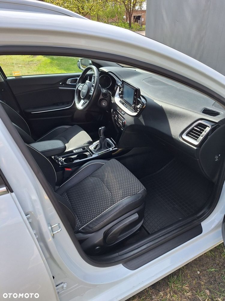 Kia Ceed 1.5 T-GDI L - 20