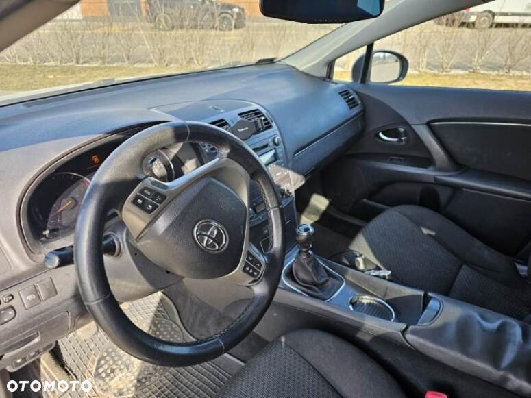 Toyota Avensis 2.2 D-CAT 2010 - 2