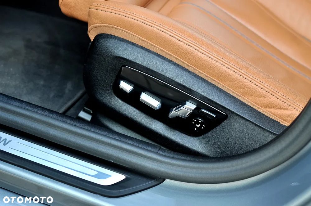 BMW Seria 5 520i - 15