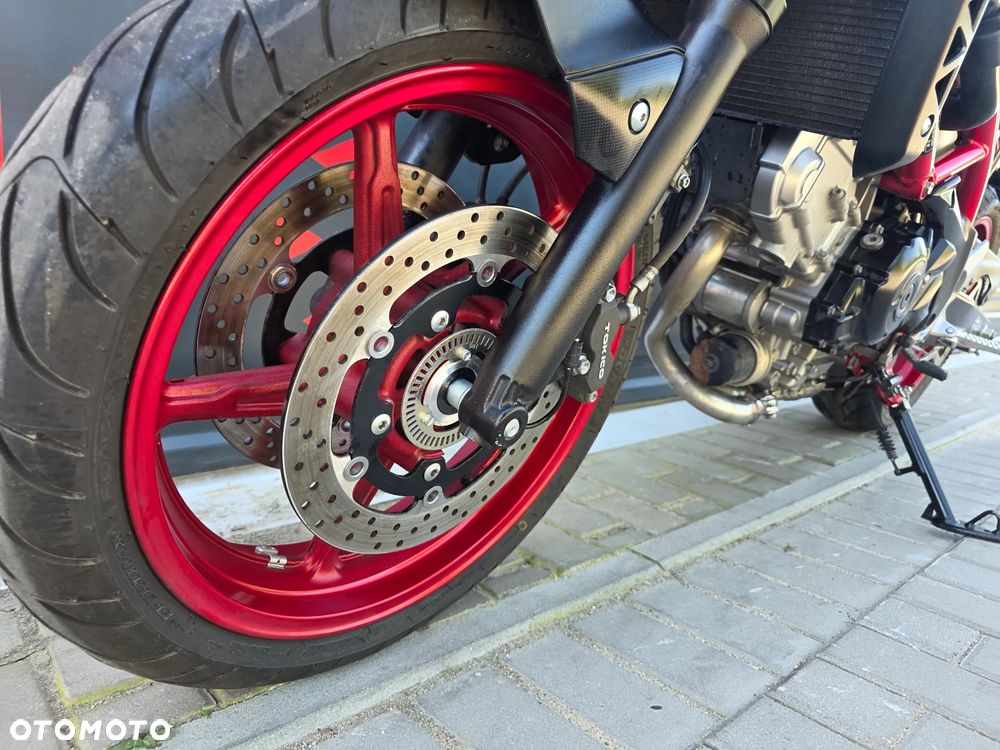 Suzuki SV - 14