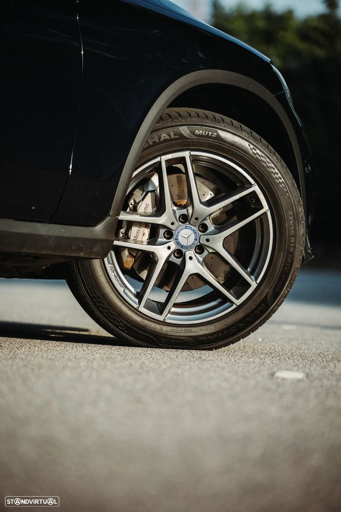 Mercedes-Benz GLC 220 d 4Matic 9G-TRONIC Exclusive - 4