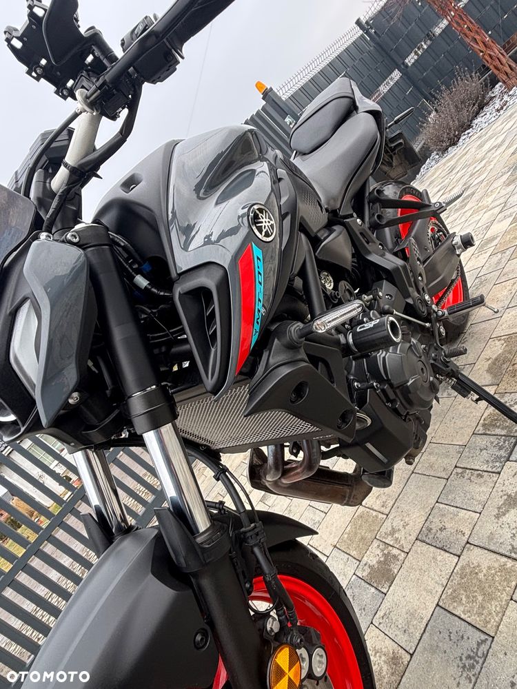 Yamaha MT - 22