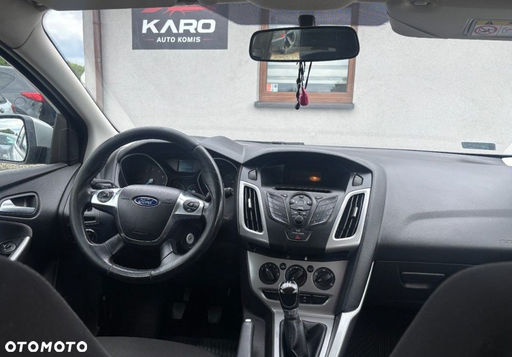 Ford Focus - 12